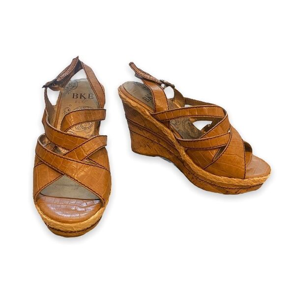 BKE Chunky Cork Wedges - Picture 2 of 7